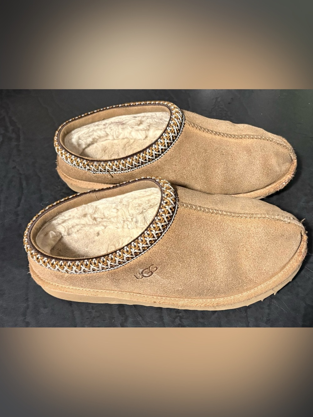 UGG Women's Chestnut/Tan Shearling-Lined Slip-On Slippers